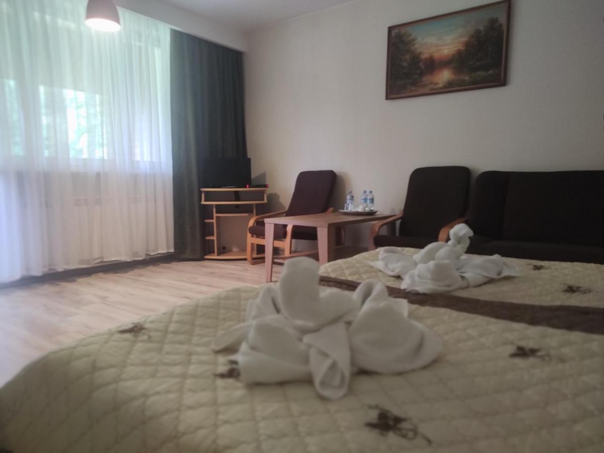 Postołów Zajazd U Kmity מראה חיצוני תמונה
